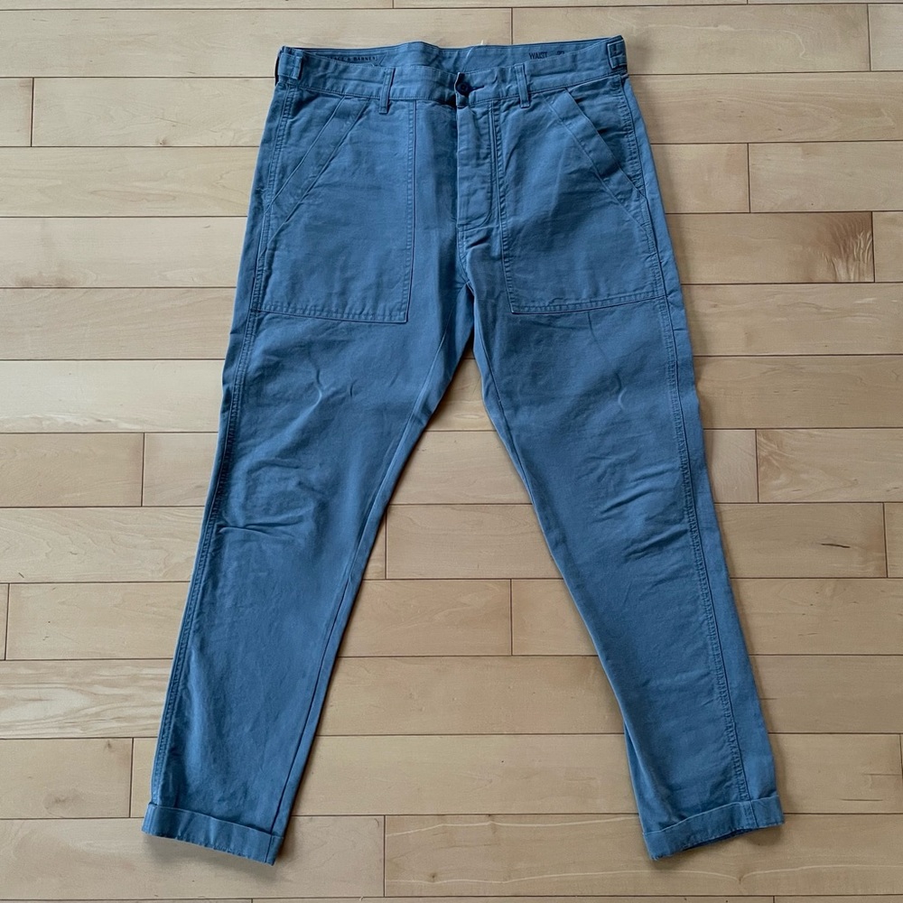 Wallace & Barnes Military Camp Pant in Organic Cotton-Hemp